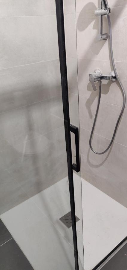 Appartement confort équipé au coeur de Béziers Esterno foto