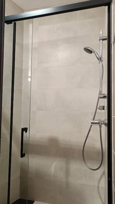 Appartement confort équipé au coeur de Béziers Esterno foto