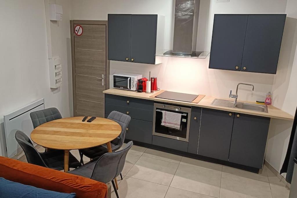 Appartement confort équipé au coeur de Béziers Esterno foto