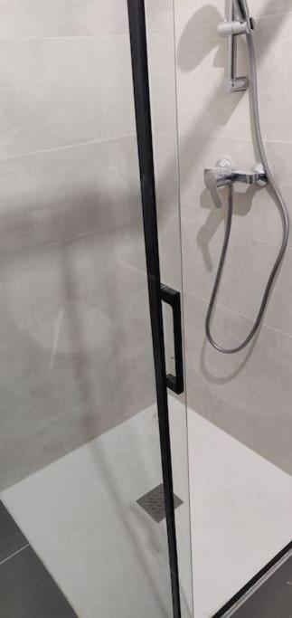 Appartement confort équipé au coeur de Béziers Esterno foto