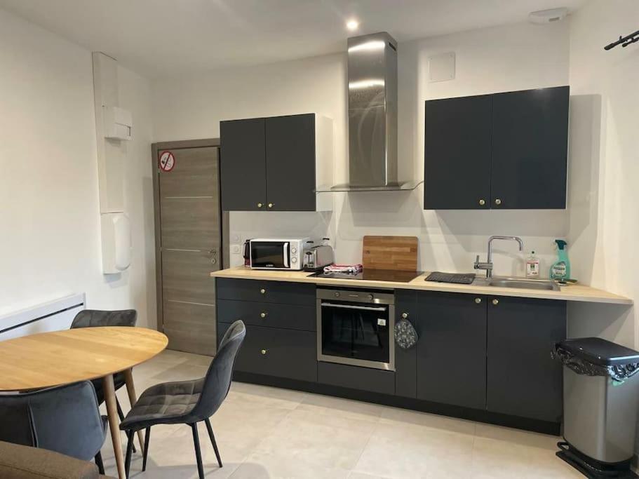 Appartement confort équipé au coeur de Béziers Esterno foto